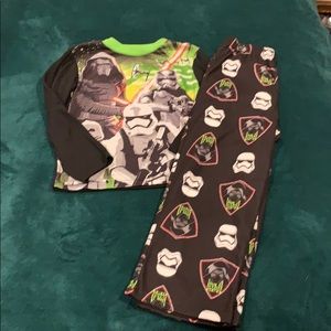 Star Wars pajamas size 6